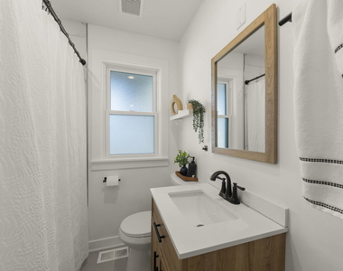 9525 Parkside Avenue - Photo Thumbnail 17