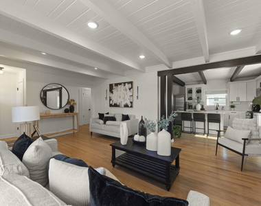 9525 Parkside Avenue - Photo Thumbnail 5