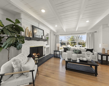 9525 Parkside Avenue - Photo Thumbnail 3