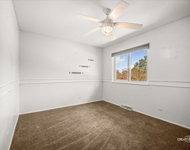 772 Circle Drive - Photo Thumbnail 12
