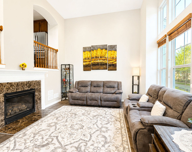 438 Grosvenor Lane - Photo Thumbnail 1