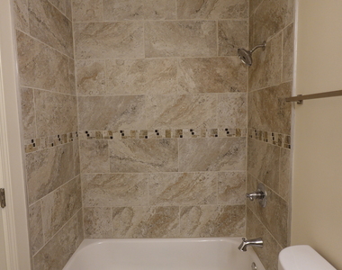 1070 Woodhill Court - Photo Thumbnail 24