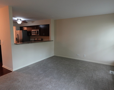 1070 Woodhill Court - Photo Thumbnail 14