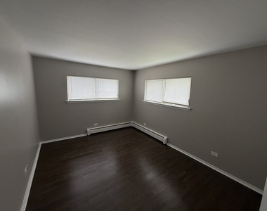 13 Scotdale Road - Photo Thumbnail 6