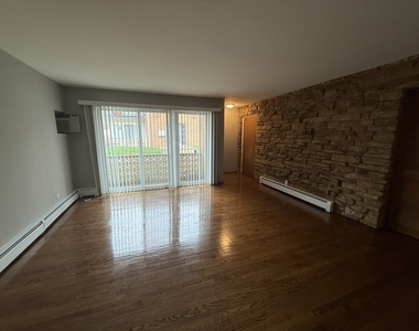 13 Scotdale Road - Photo Thumbnail 1