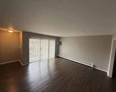 9 Scotdale Road - Photo Thumbnail 5