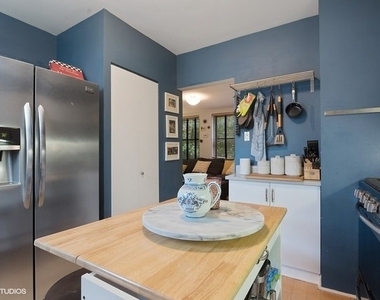 626 W Waveland Avenue - Photo Thumbnail 5