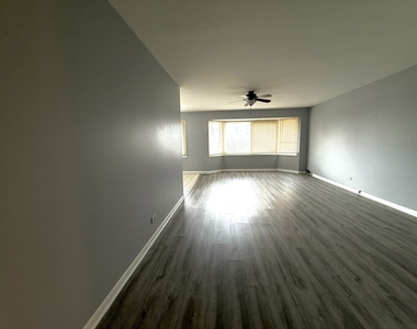 3108 Roberts Drive - Photo Thumbnail 14