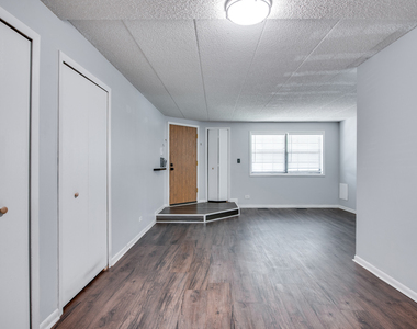 1486 W Jefferson Avenue - Photo Thumbnail 6