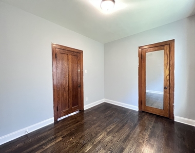 821 N Waller Avenue - Photo Thumbnail 11