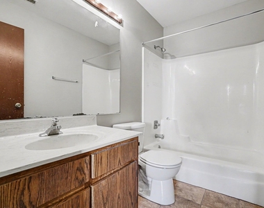 219 Uteg Street - Photo Thumbnail 11