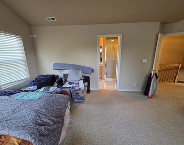 886 S Insignia Court - Photo Thumbnail 16