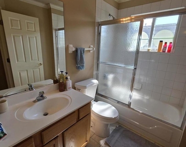 886 S Insignia Court - Photo Thumbnail 11