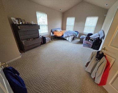 886 S Insignia Court - Photo Thumbnail 15