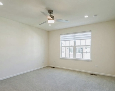 4443 Monroe Court - Photo Thumbnail 9
