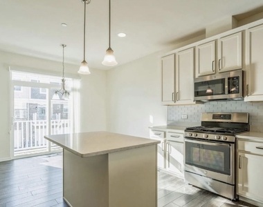 4443 Monroe Court - Photo Thumbnail 3