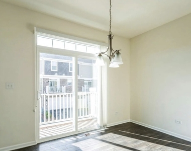 4443 Monroe Court - Photo Thumbnail 5