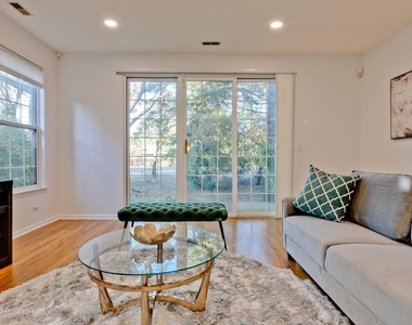 121 Commons Court - Photo Thumbnail 31