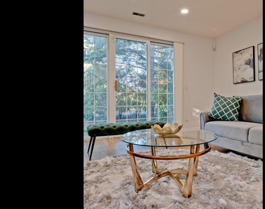 121 Commons Court - Photo Thumbnail 32