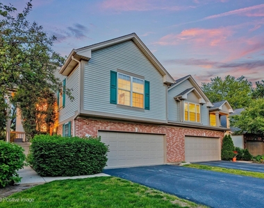 121 Commons Court - Photo Thumbnail 1