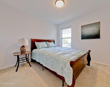 121 Commons Court - Photo Thumbnail 16
