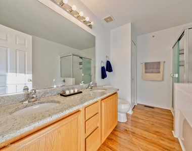 121 Commons Court - Photo Thumbnail 19