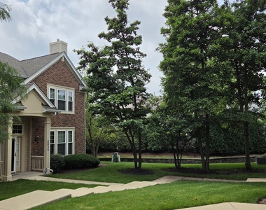 2631 N Greenwood Avenue - Photo Thumbnail 3