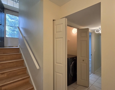 2631 N Greenwood Avenue - Photo Thumbnail 27