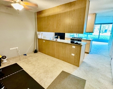 9655 Woods Drive - Photo Thumbnail 4
