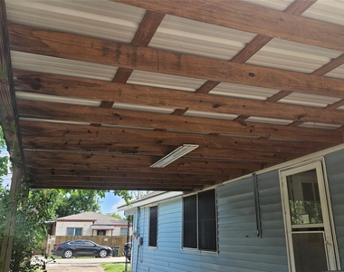 2415 Perry Street - Photo Thumbnail 17