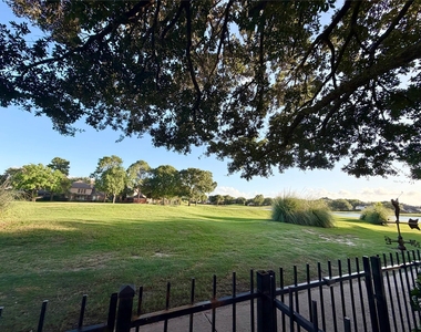 24527 Bay Hill Boulevard - Photo Thumbnail 31