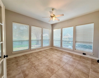 24527 Bay Hill Boulevard - Photo Thumbnail 7