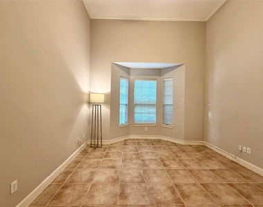24527 Bay Hill Boulevard - Photo Thumbnail 8