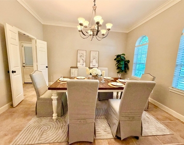 24527 Bay Hill Boulevard - Photo Thumbnail 11