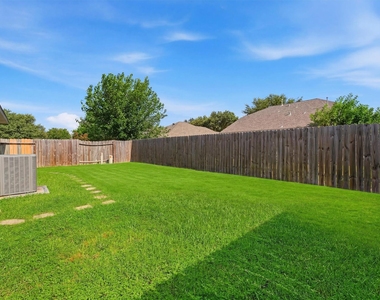 25414 Barmby Drive - Photo Thumbnail 20