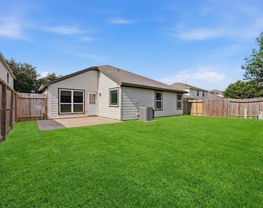 25414 Barmby Drive - Photo Thumbnail 21