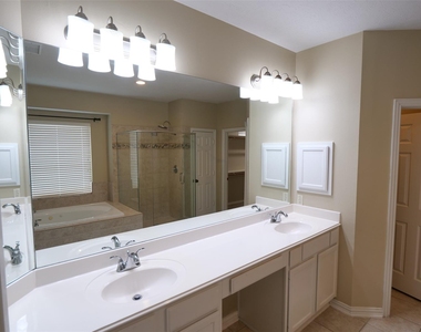 22719 Sierra Lake Court - Photo Thumbnail 19