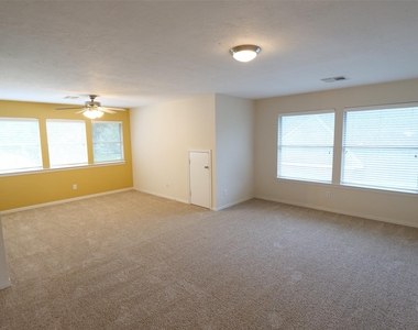 22719 Sierra Lake Court - Photo Thumbnail 23