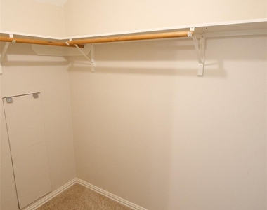 22719 Sierra Lake Court - Photo Thumbnail 27