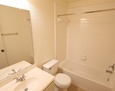 22719 Sierra Lake Court - Photo Thumbnail 24