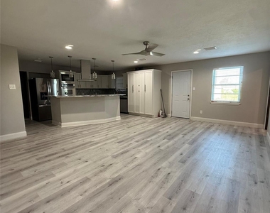 4406 Mallard Drive - Photo Thumbnail 1