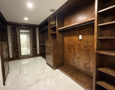 4406 Mallard Drive - Photo Thumbnail 9