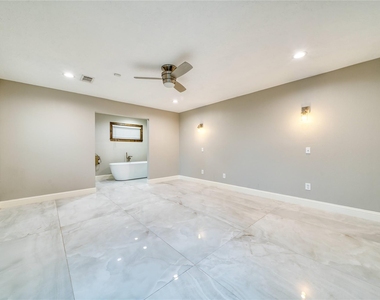 4406 Mallard Drive - Photo Thumbnail 19
