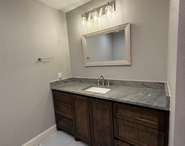4406 Mallard Drive - Photo Thumbnail 8