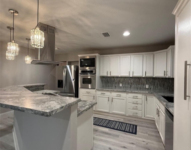 4406 Mallard Drive - Photo Thumbnail 3