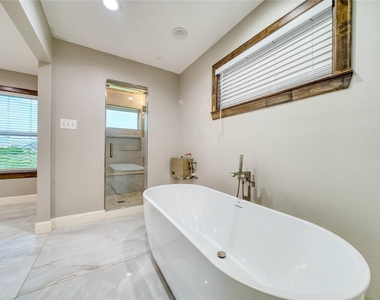 4406 Mallard Drive - Photo Thumbnail 22