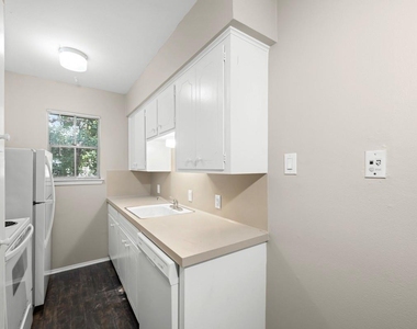 2012 Brun Street - Photo Thumbnail 9