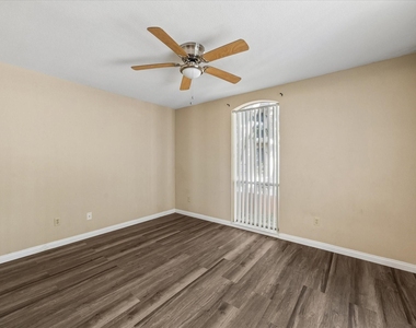 4647 Wild Indigo Street - Photo Thumbnail 5