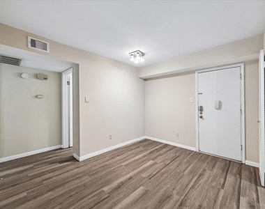 4647 Wild Indigo Street - Photo Thumbnail 9