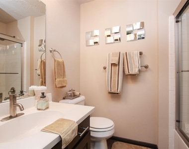 8051 Bay Branch Drive - Photo Thumbnail 23